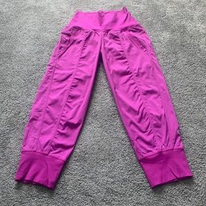 Lululemon street to studio pant